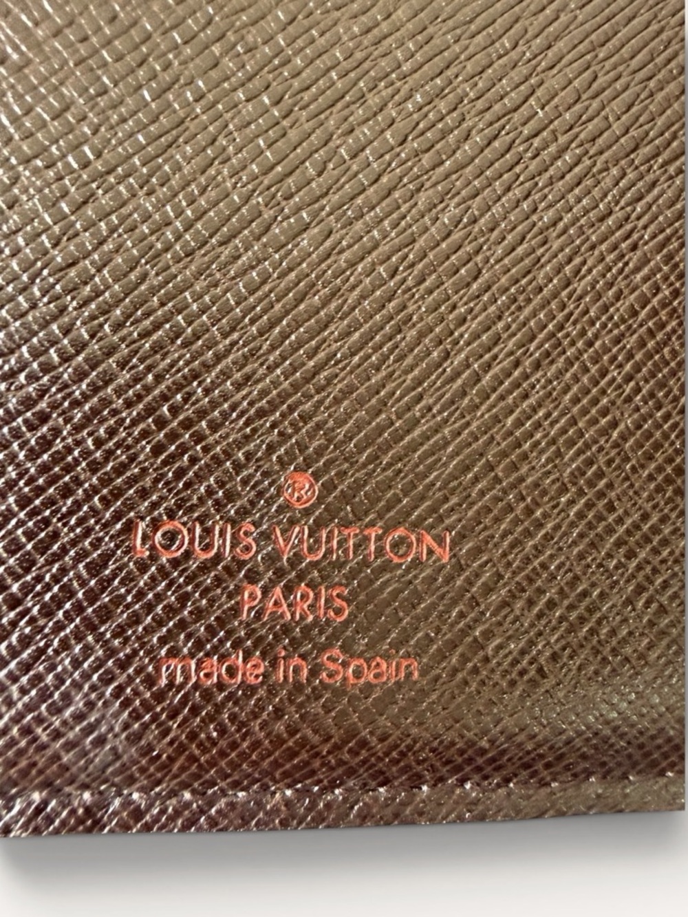 Louis Vuitton Metallic Brown Textured Card Holder - Picture 4 of 4